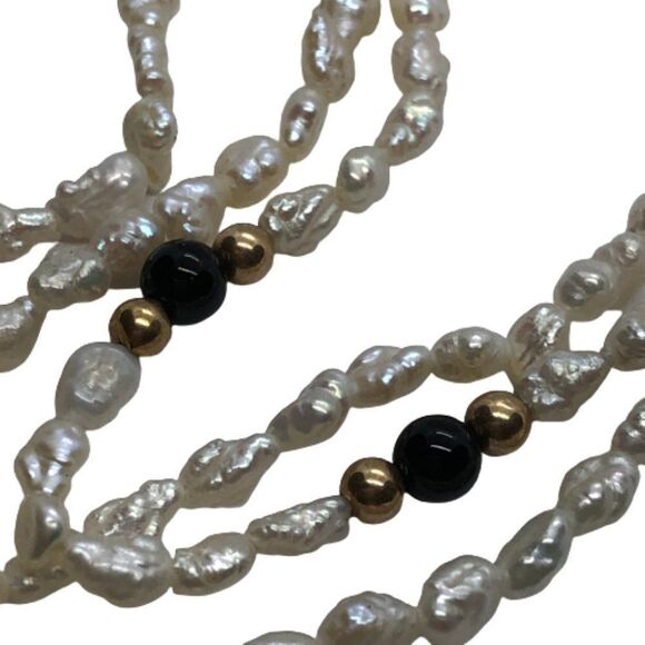 Stunning Vintage 16" Triple Strand Rice Pearl, Black Onyx & 14K Gold Necklace - Picture 5 of 10